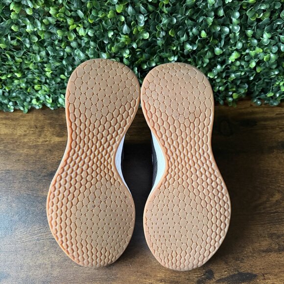 New Balance Fresh Foam Roav Women Size 8 Shoes WROAVTK Black Running Sneakers - Picture 7 of 8